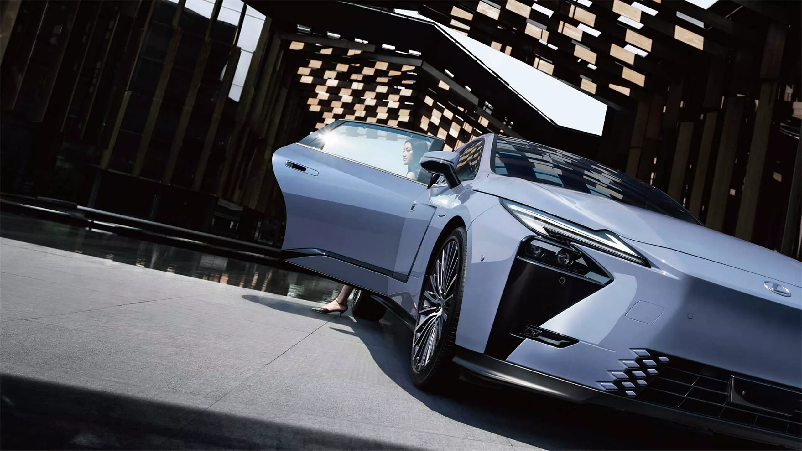 2025-lexus-es-world-premiere-gallery-7-1920x1080-00.webp